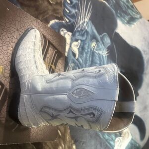 White Crocodile Pattern Men's Boots